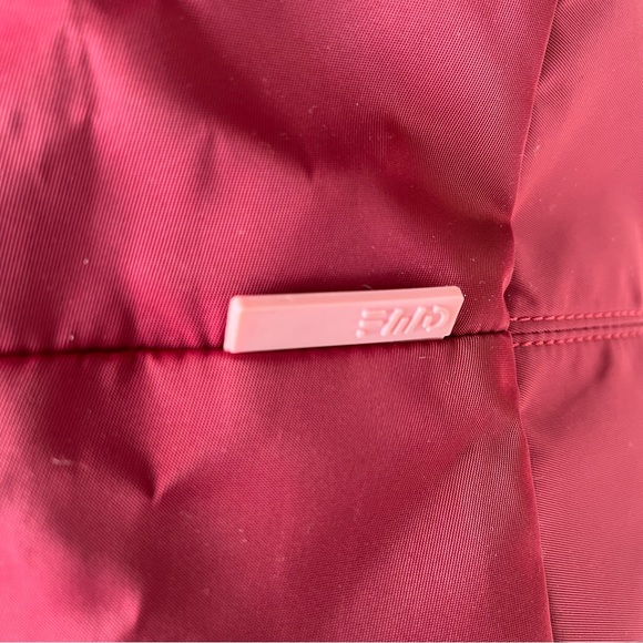 *SOLD* FWD Expandable Tote in Brick - Picture 3 of 5